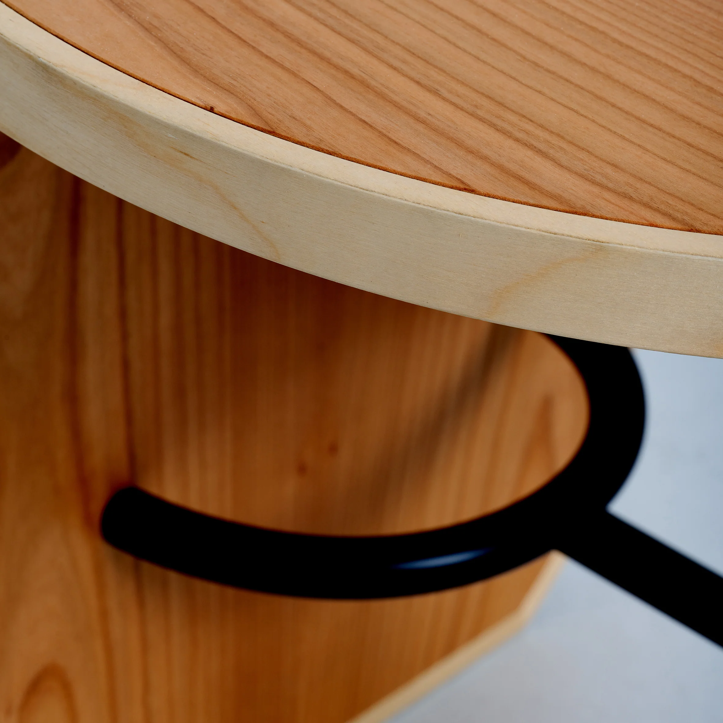 Scudo Side Table - Image 5
