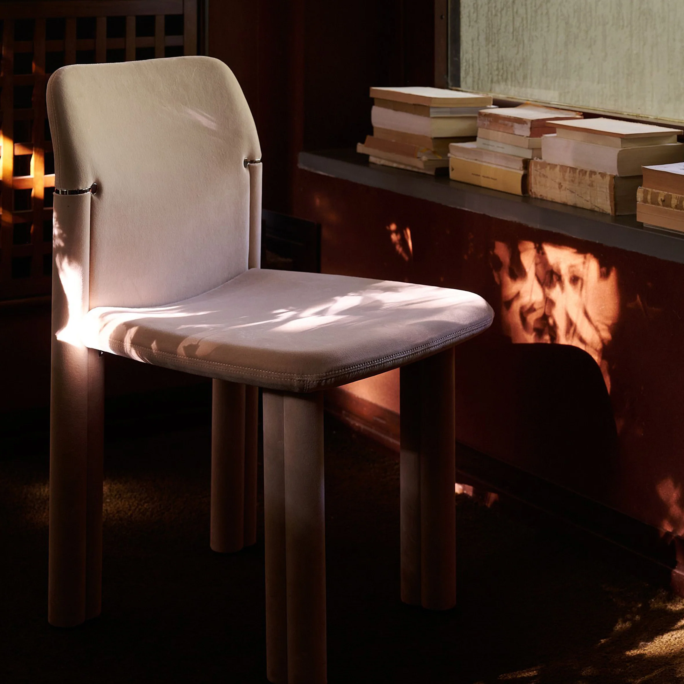 Sempronia Chair - Image 8