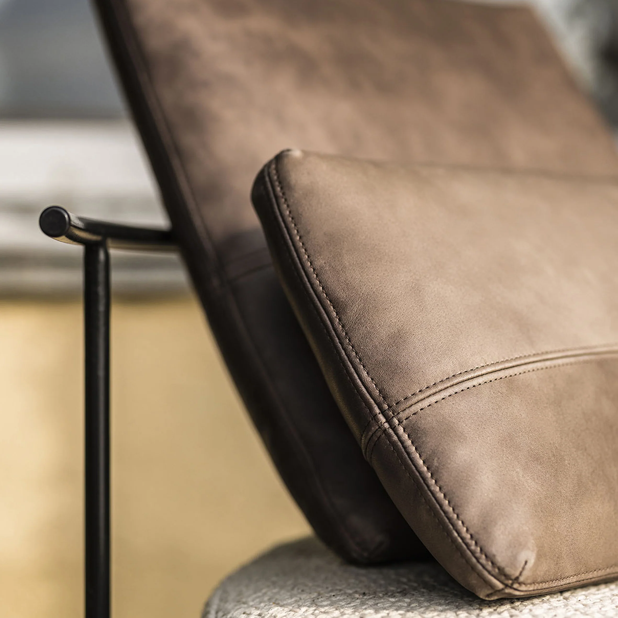Tia Sun Lounger - Image 4