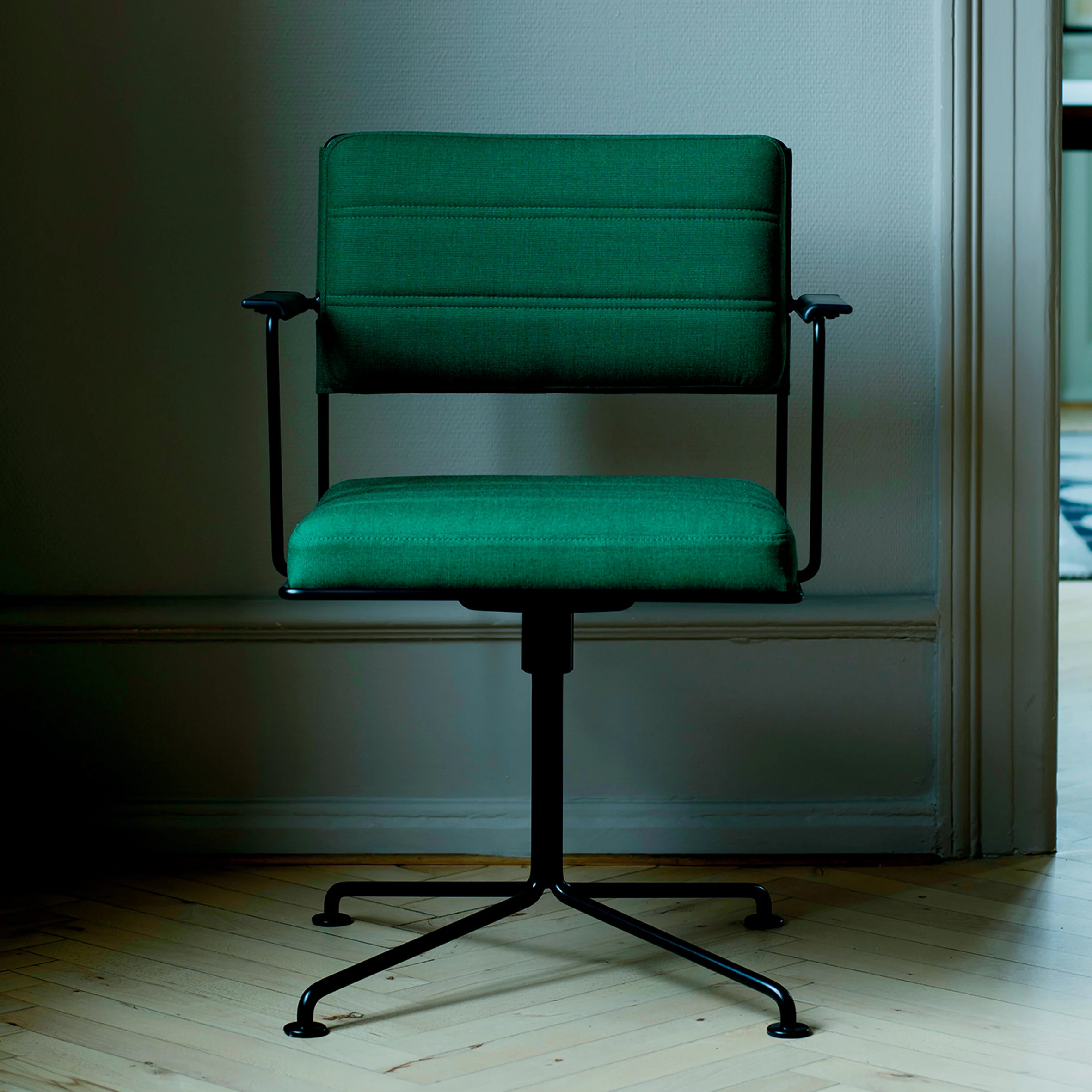 Time Swivel Chair - Image 8