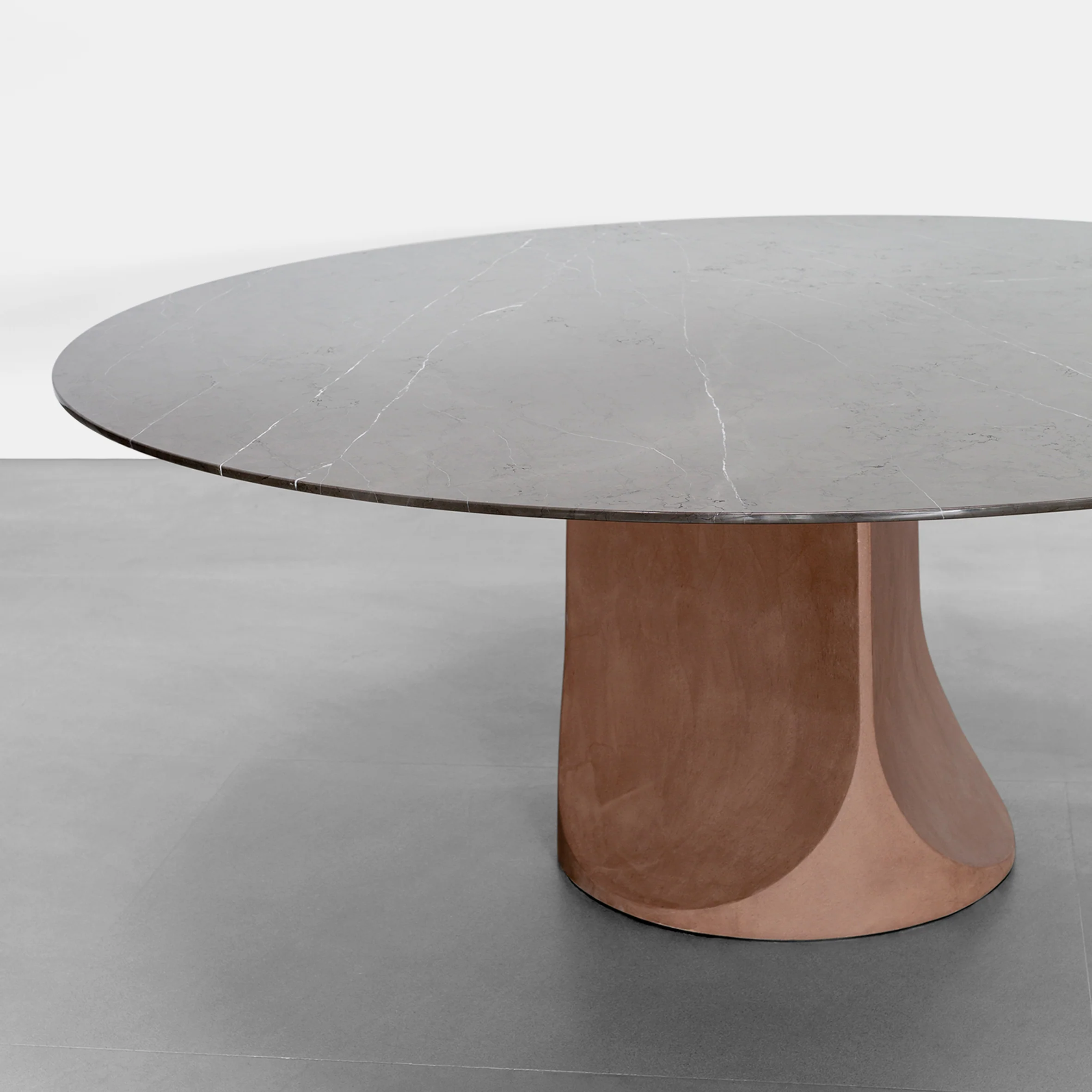 Togrul Dining Table - Image 3