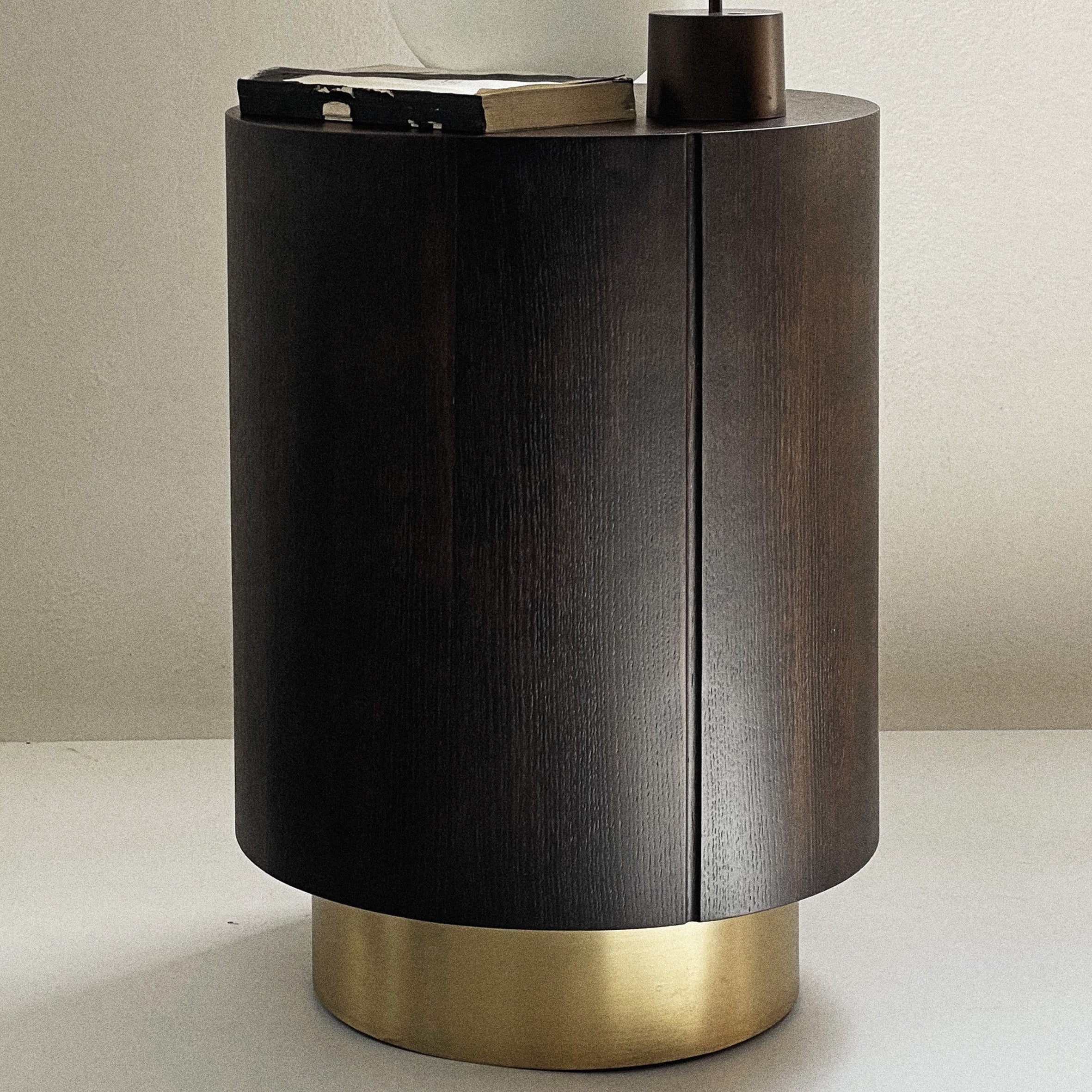 Too Side Table - Image 5