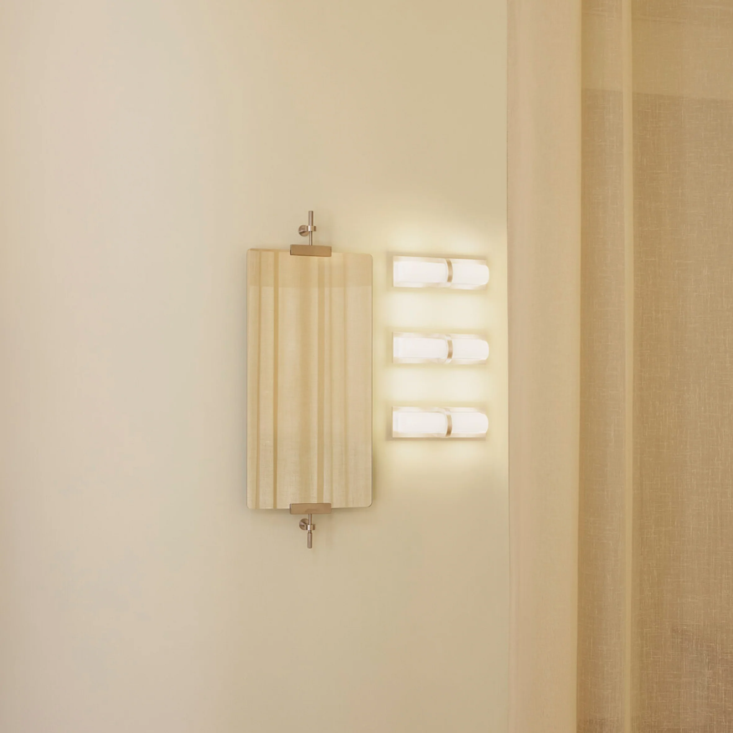 Ublo Wall Light - Image 6